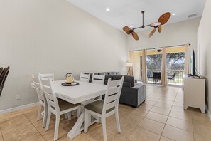 Dining - 2/2 Condo in Tortuga Preserve, Fort Myers! (Fort Myers)