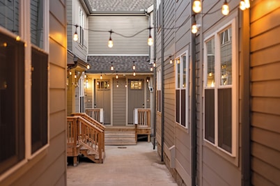 Hart Suites by AvantStay – Stylish Townhome Near Downtown Nashville