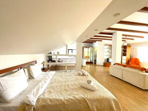 4 soverom, skrivebord, strykejern/-brett og wi-fi (inkludert)