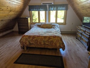 2 Schlafzimmer, Schreibtisch, Bügeleisen/Bügelbrett, kostenloses WLAN