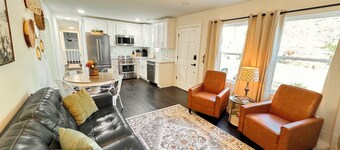 Buttercup Hideaway; Cozy oasis near WFU, Reynolda Gardens & Historic Graylyn