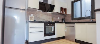 Beautiful 3-bedroom apartment with AC in charming Tunis