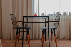 Dining - Beautiful 3-bedroom apartment with AC in charming Tunis (Tunis)