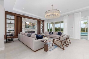 TV connectée, table de tennis de table