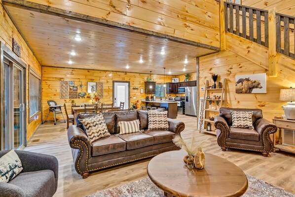 Smart TV, fireplace, video games, books