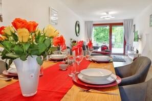 Dining - House Fore - Apartment Major - House Fore Apartment "Major" (Lohme)