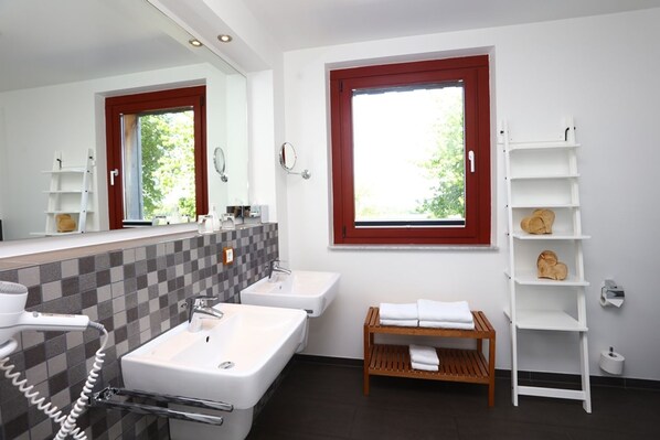 Imagen sin descripción, 1 de 9, botón