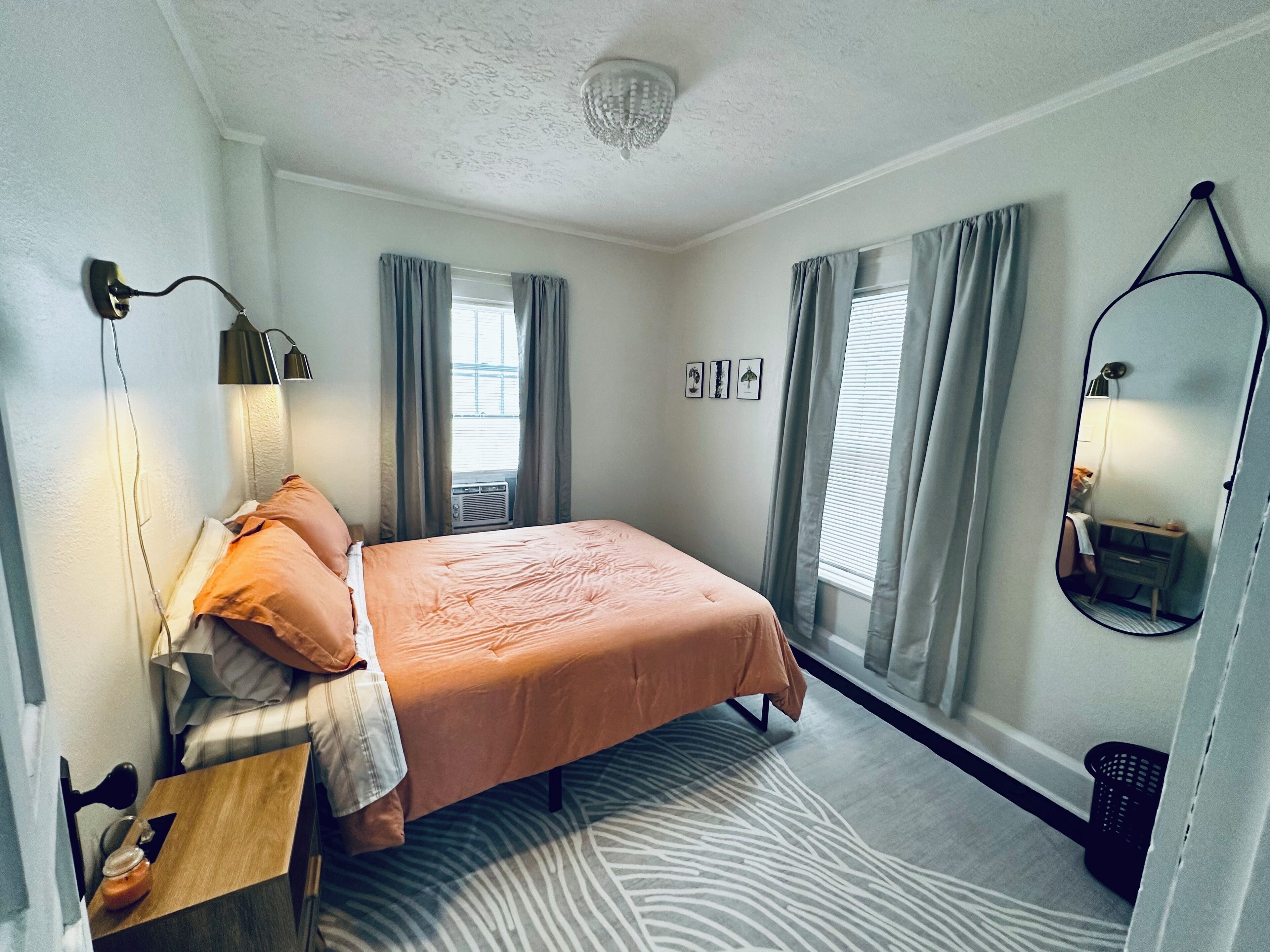 4 bedrooms, WiFi, bed sheets