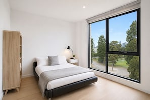 4 habitaciones, escritorio, tabla de planchar con plancha y wifi gratis