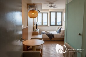 Japanese-style Studio, 1 Queen Bed | Desk, laptop workspace, soundproofing, iron/ironing board