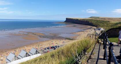Victorian Beach House in Saltburn By The Sea