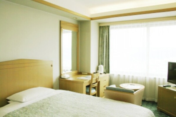 1 sovrum, skrivbord, strykjärn/strykbräda och gratis wi-fi