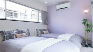 2 bedrooms, iron/ironing board, free WiFi, bed sheets