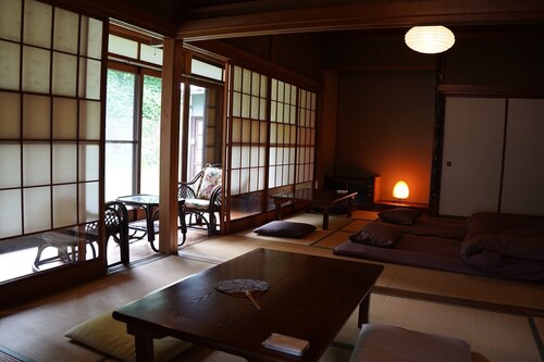 Showa retro rental house  2 min walk to supermark / Izu Shizuoka
