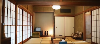 Showa retro rental house  2 min walk to supermark / Izu Shizuoka