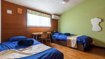 5 bedrooms, desk, free WiFi, bed sheets
