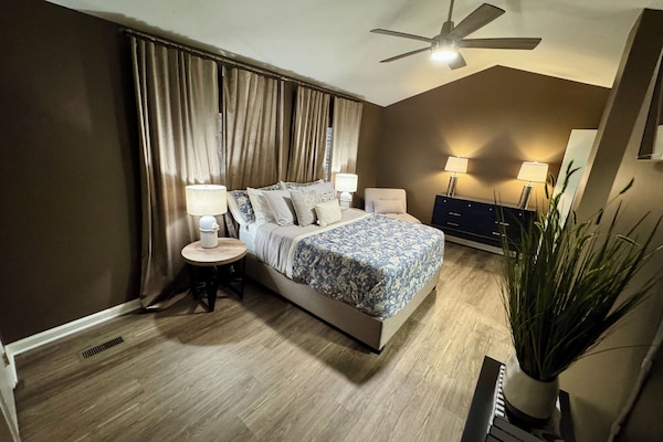 2 bedrooms, iron/ironing board, travel cot, free WiFi