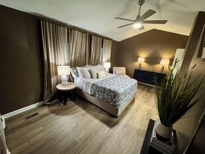 2 habitaciones, tabla de planchar con plancha y cuna de viaje
