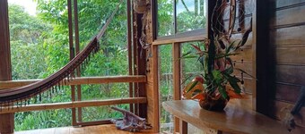 Amanecer Amazonico - Rustic cabin with Amazon rainforest view