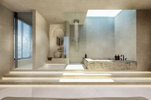 Luxury Double Room, 2 Bedrooms, Ocean View | Bathroom | Combined shower/bathtub, hair dryer, towels, soap - Cafe del Mar Hotel (Kamala)