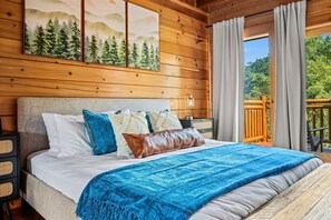 7 bedrooms, iron/ironing board, travel crib, free WiFi