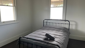 4 Schlafzimmer, Bettwäsche