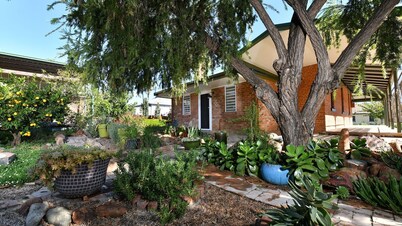 The Eagle's Nest - Adventure-Ready 4-Bedroom Holiday Home in Manilla, NSW