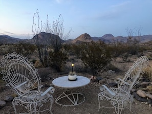 Property grounds - Rancho Mula Oso PLUS Bunkhouse: Unparalleled Outdoor Space (Terlingua)