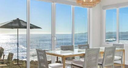 Sea4ever Beachhouse - Oceanfront - Newly Remodeled