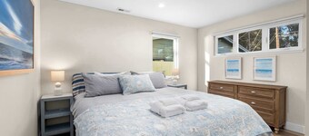 Sea4ever Beachhouse - Oceanfront - Newly Remodeled
