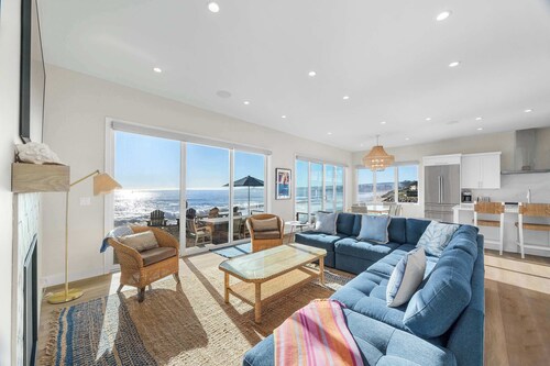 Sea4ever Beachhouse - Oceanfront - Newly Remodeled
