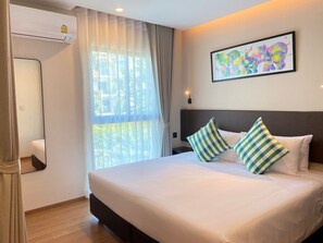 Premier Condo, 1 Bedroom | 1 bedroom, in-room safe, desk, laptop workspace - The Title V by The Esquire (Rawai)