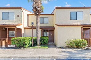 Exterior - City Beach Oasis:Clean, Quiet & Snowbirds friendly (Panama City Beach)