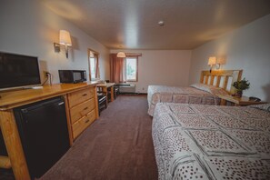 Single 1 room 1 bed, single room 2 bed | Desk, laptop workspace, rollaway beds, free WiFi - Marbleton Inn  (Big Piney)