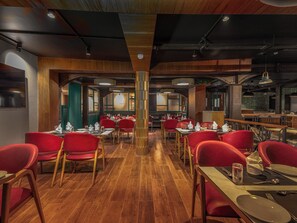 Restaurant - The Vale Lodge (Anantnag)