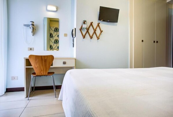 Sınıflandırılmamış resim, 32 üzerinden 1, düğme