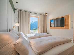 4 bedrooms, internet