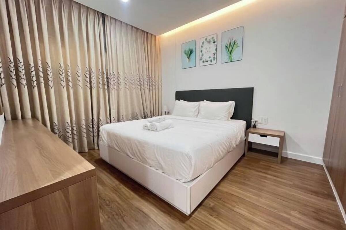 1 slaapkamer, luxe beddengoed, donzen dekbedden, pillowtop-bedden