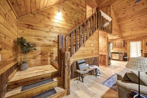 Interior - Private Cozy Cabin w/ Hot Tub in Blue Ridge! (Blue Ridge)