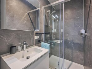 Dusche, Haartrockner