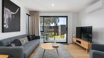 TV, offices
