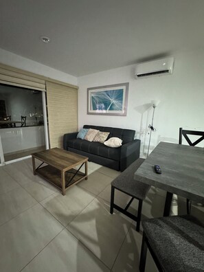 Smart TV, books - Apartment 2 minutes from the most beautiful beaches of Mazatlan Sinaloa Mexico (Mazatlán)