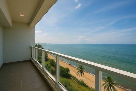 Property grounds. Beach Front studio luxury apartment