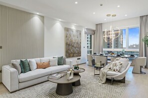 Apartment | 3 bedrooms - Waterfront 3BR Apt Direct Access to Nakheel Mall (Dubai)