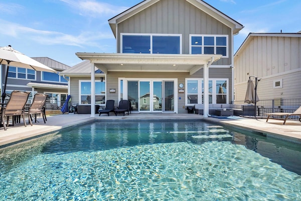 Welcome to Village Oasis!