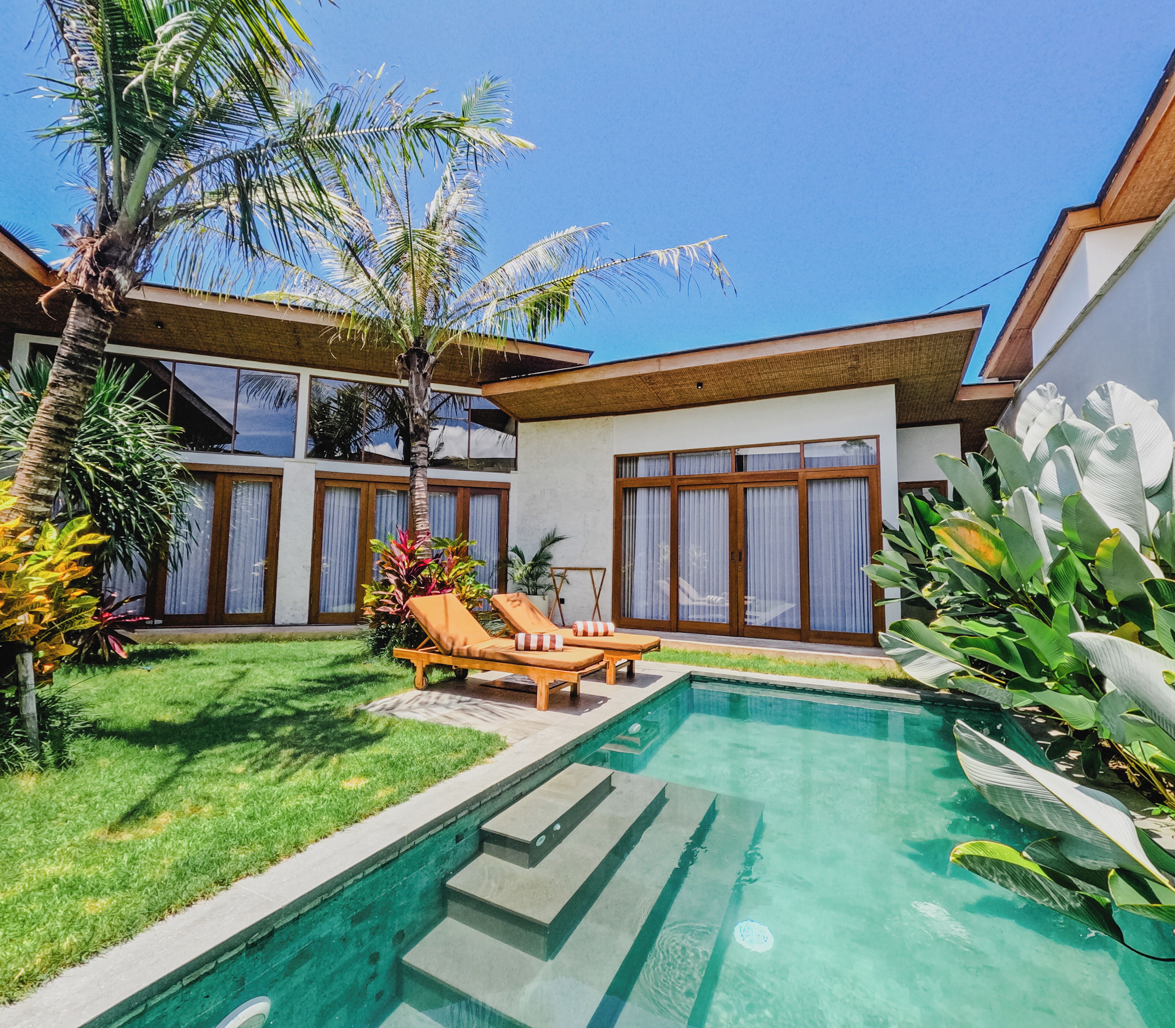 Minibar, individually decorated, individually furnished, desk