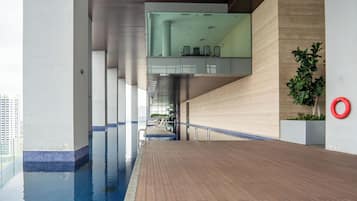 Kolam renang outdoor