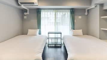 Standard Twin Room | Laptop workspace, free WiFi