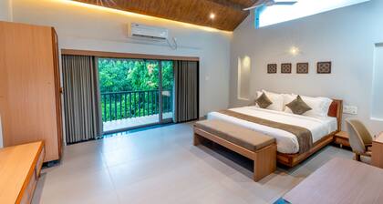 Kings Kraft River Side Resort