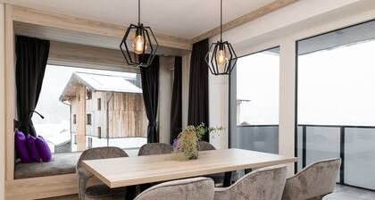 Apartment "Grauzone Grossarl Nr. 5 Mountain" with Mountain View, Private Terrace and Wi-Fi